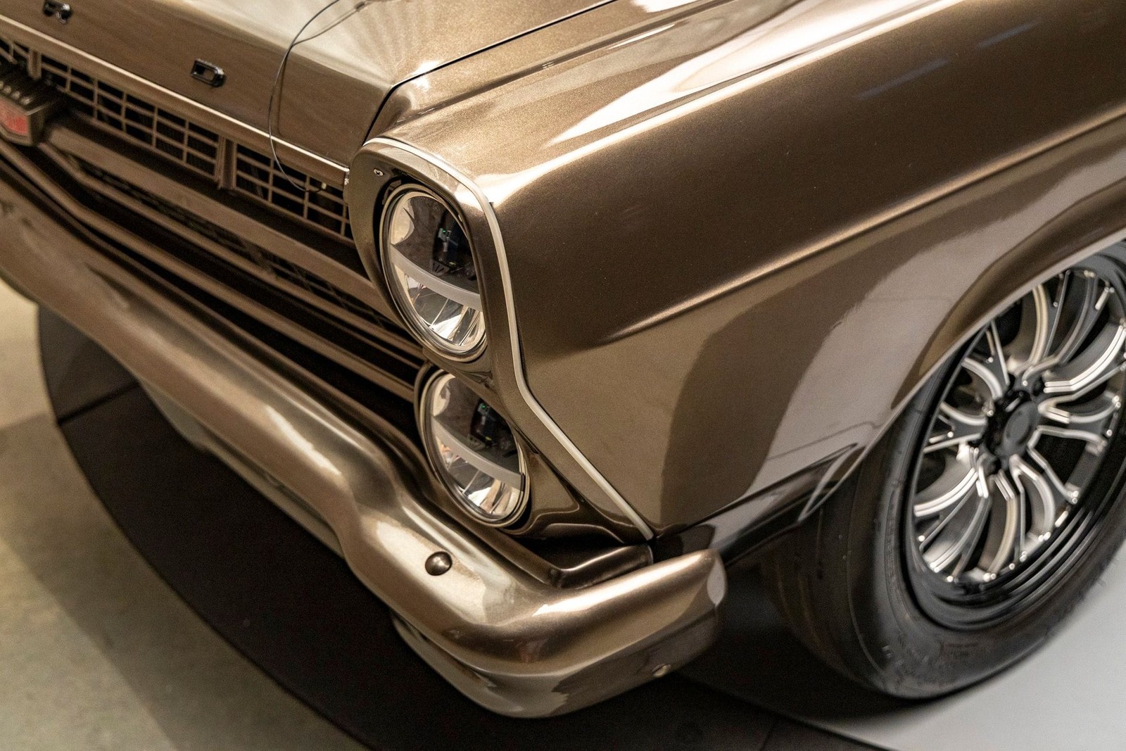 Ford-Fairlane-1967-Coupe-23