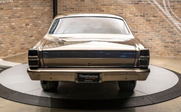 Ford-Fairlane-1967-Coupe-4