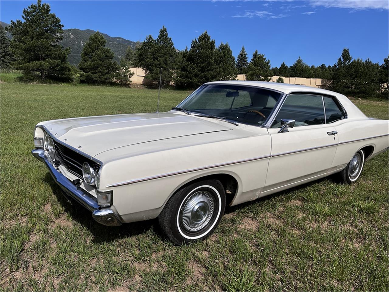 Ford-Fairlane-1968-Beige-Tan-15