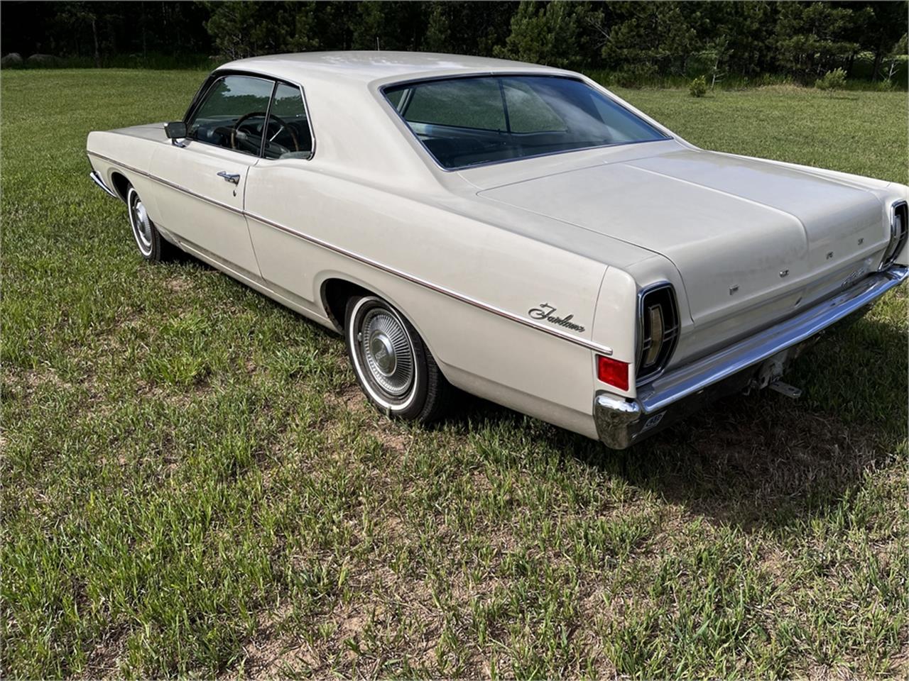 Ford-Fairlane-1968-Beige-Tan-19