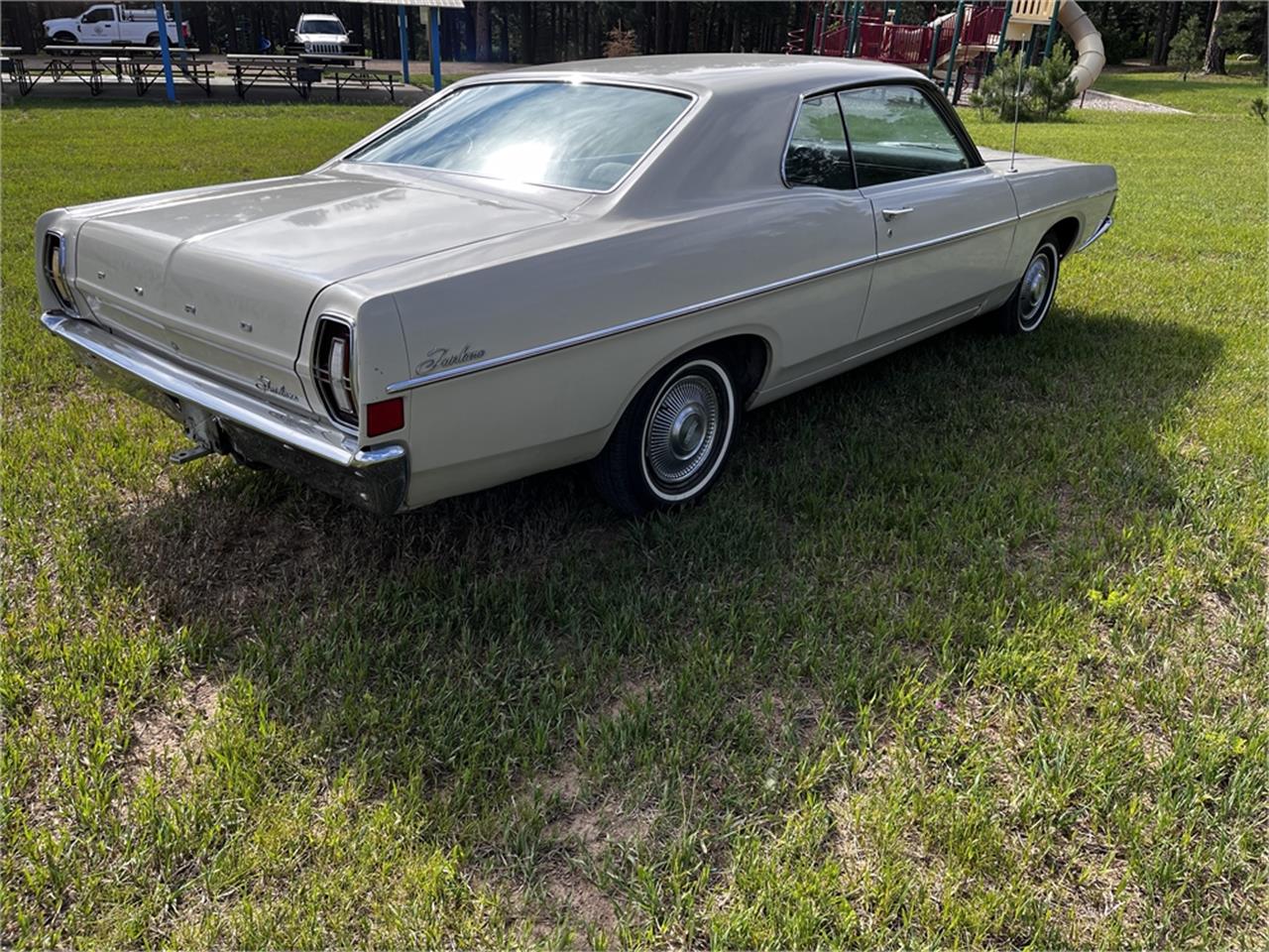 Ford-Fairlane-1968-Beige-Tan-21