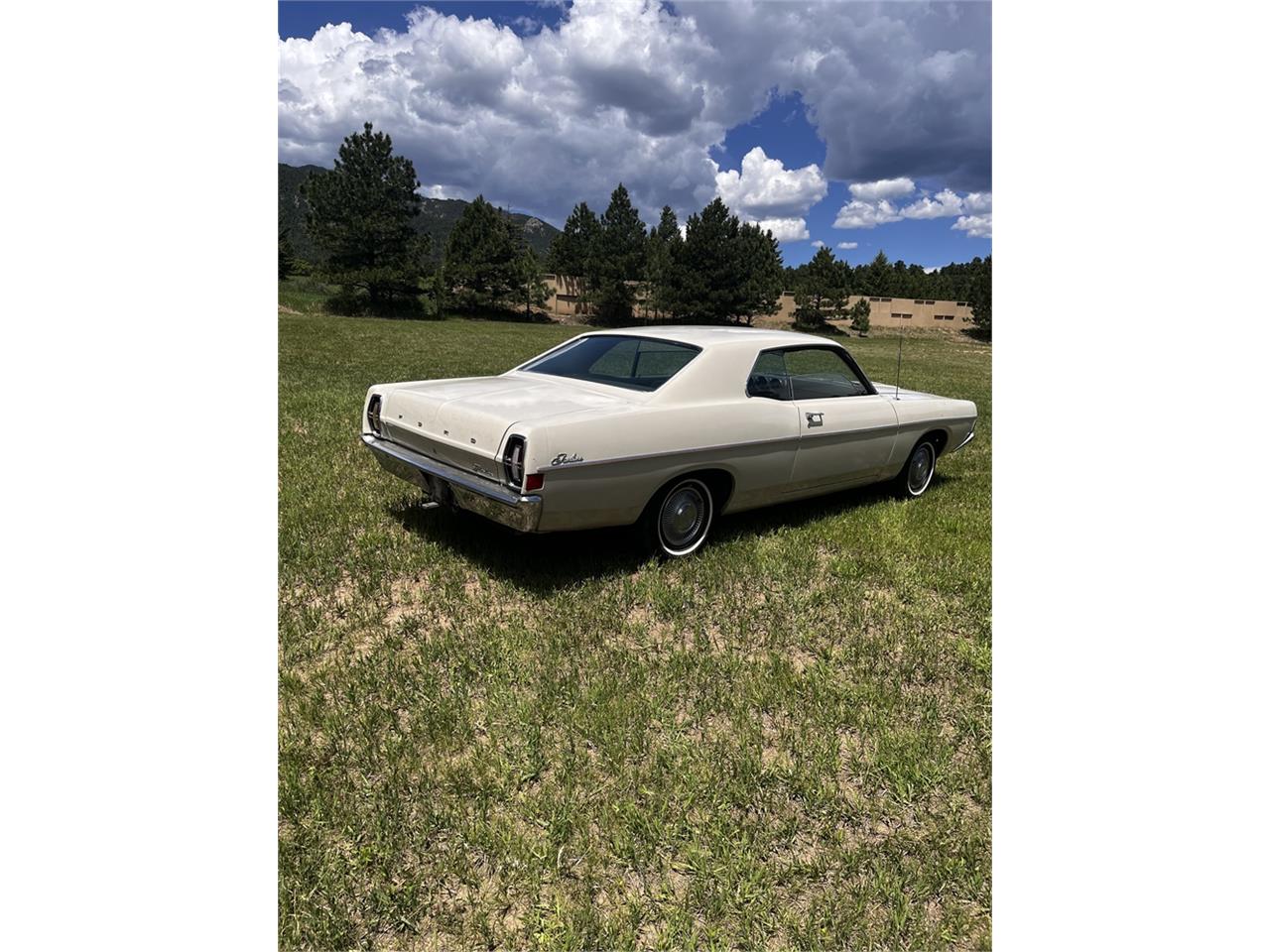 Ford-Fairlane-1968-Beige-Tan-22