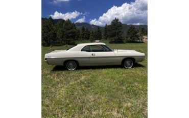 Ford-Fairlane-1968-Beige-Tan-23