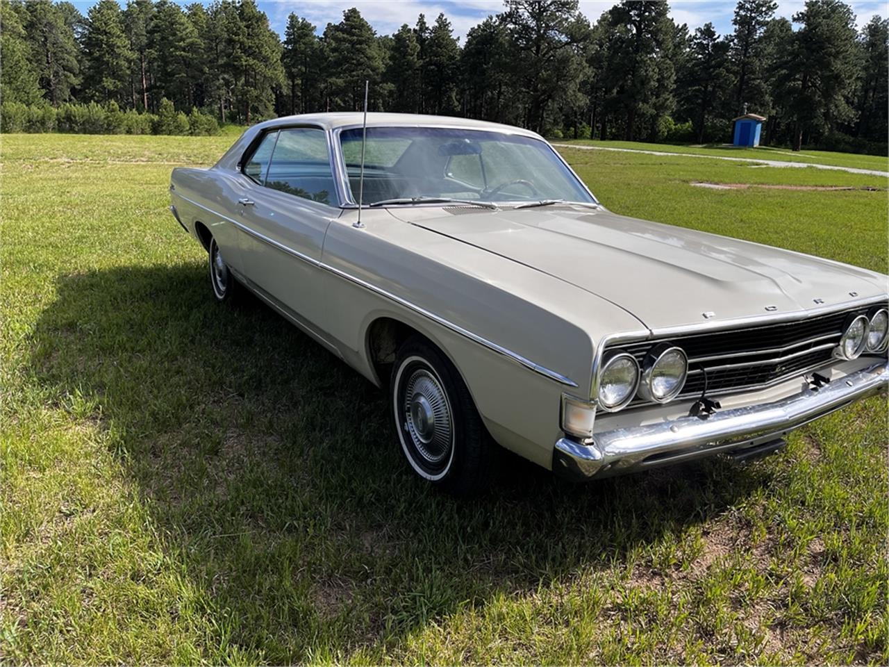 Ford-Fairlane-1968-Beige-Tan-26