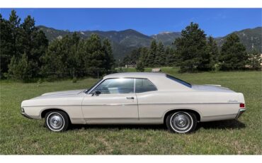 Ford-Fairlane-1968-Beige-Tan-3