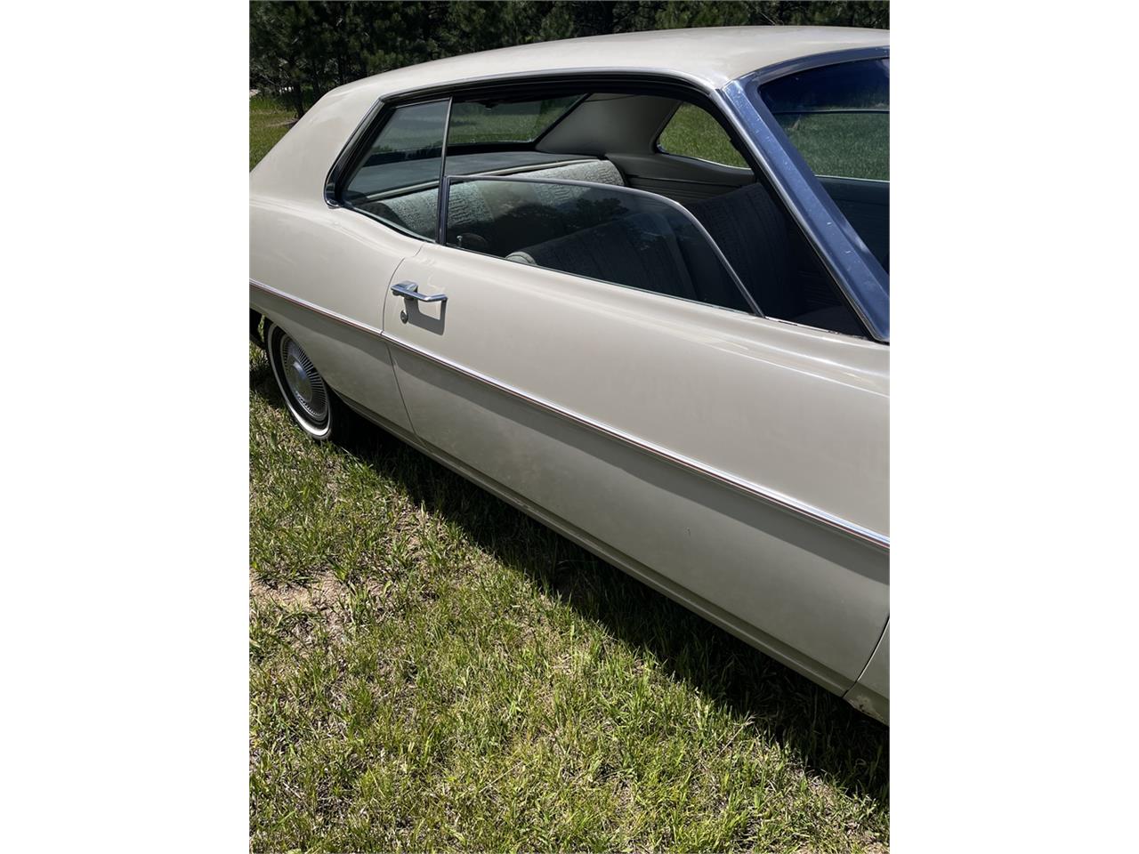 Ford-Fairlane-1968-Beige-Tan-31