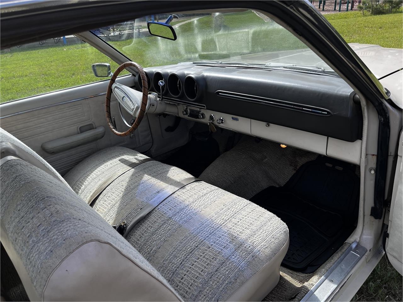 Ford-Fairlane-1968-Beige-Tan-55