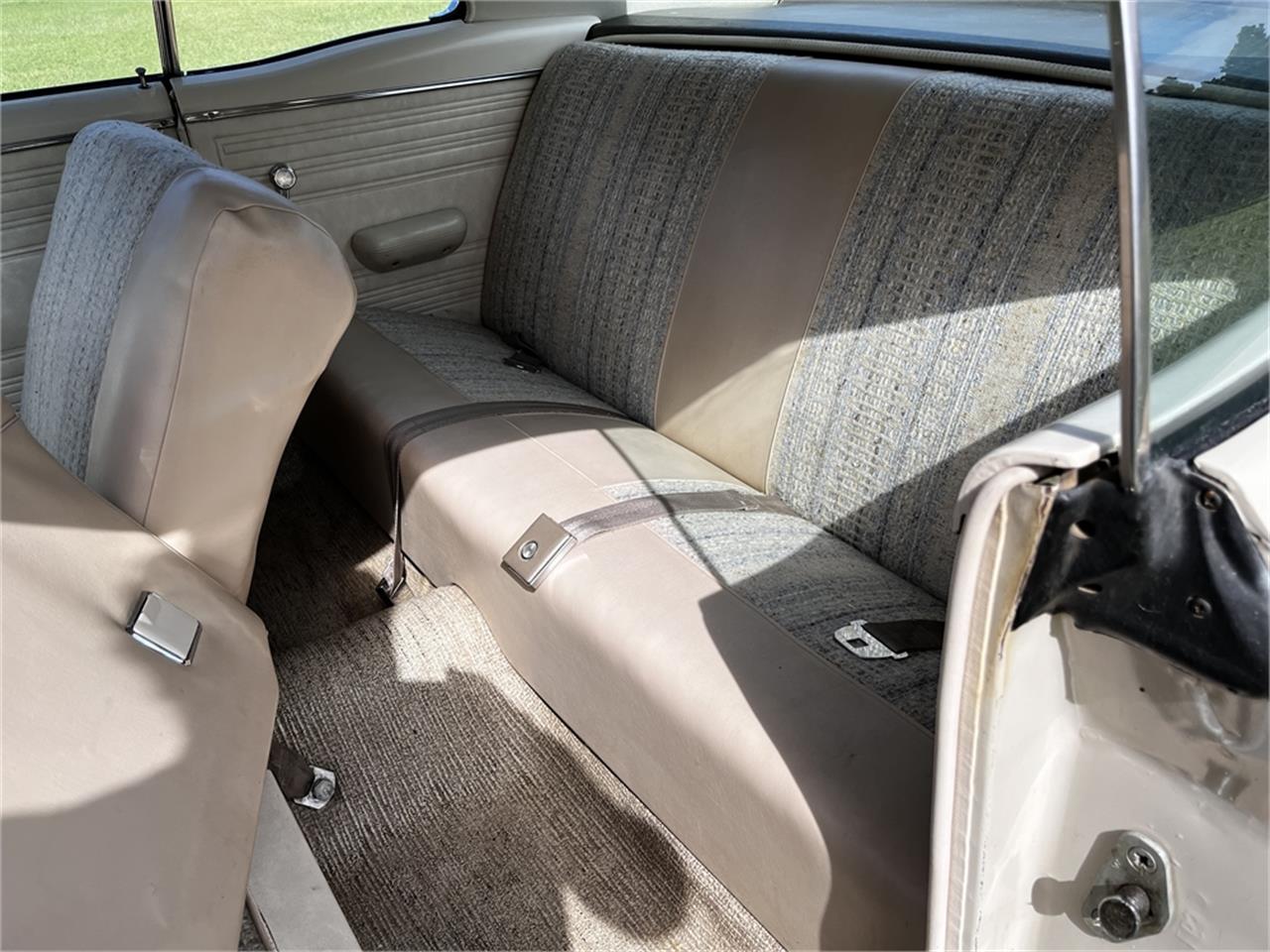 Ford-Fairlane-1968-Beige-Tan-58