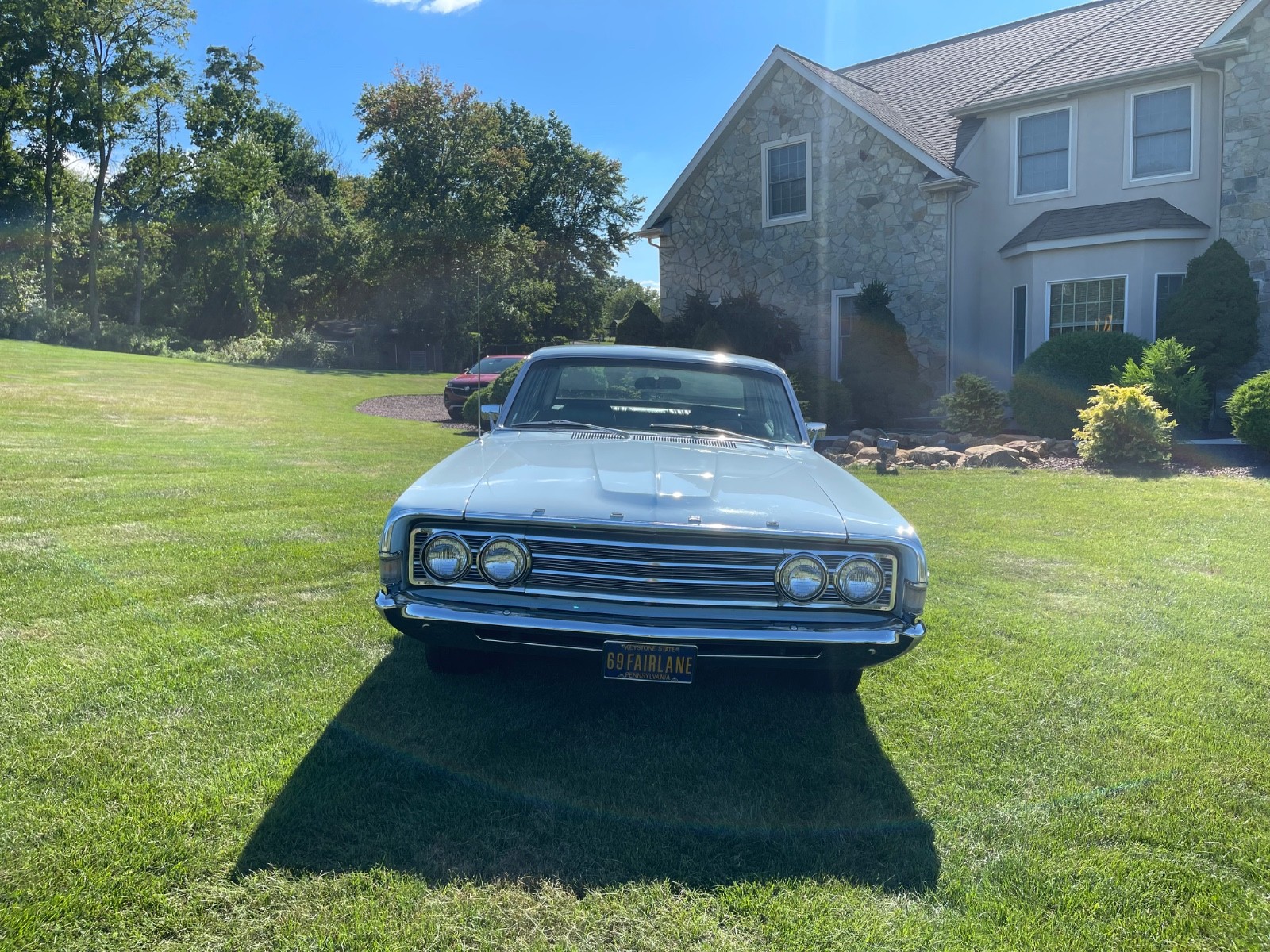 Ford-Fairlane-1969-SDN-1