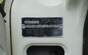 Ford-Fairlane-500-1958-Colonial-White-Colonial-WhiteBlack-3