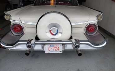 Ford-Fairlane-500-1959-White-Red-2