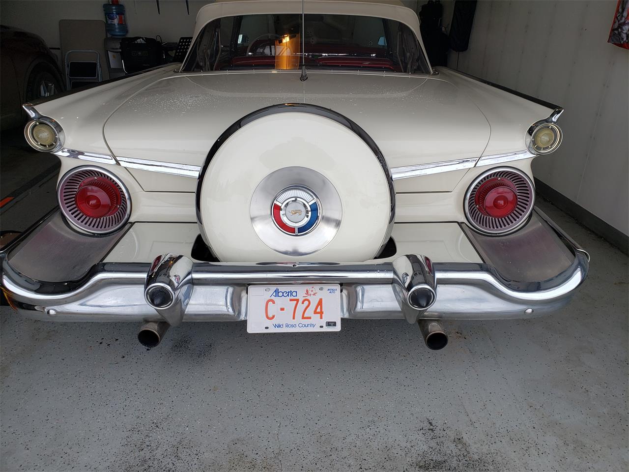 Ford-Fairlane-500-1959-White-Red-2