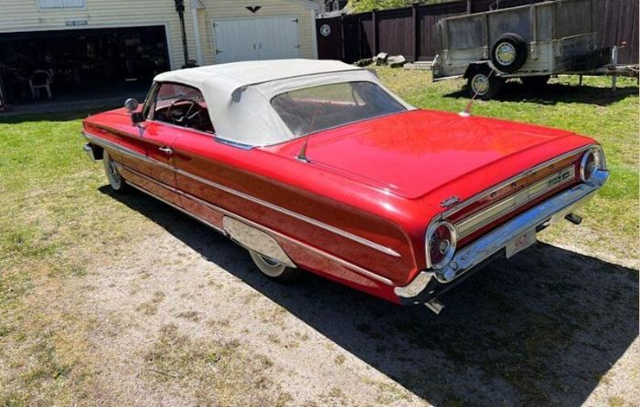 Ford-Fairlane-500-1964-Rangoon-Red-Red-vinyl-11