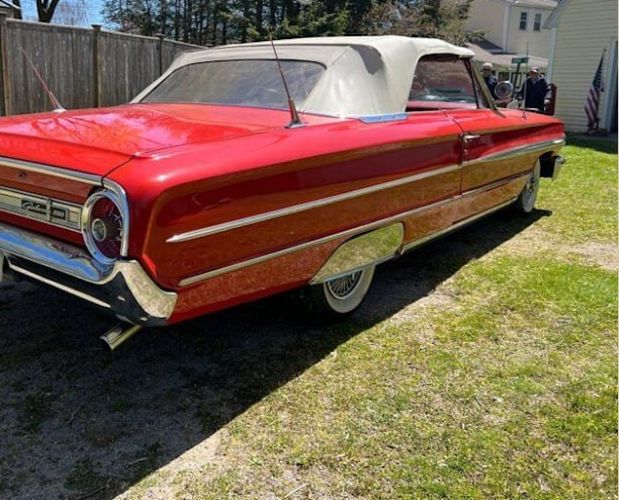 Ford-Fairlane-500-1964-Rangoon-Red-Red-vinyl-7