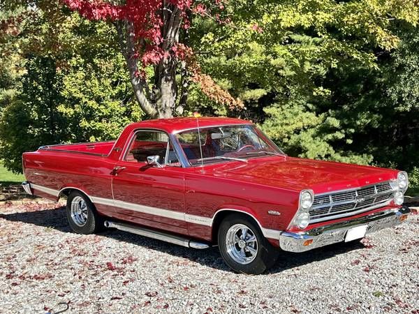 Ford-Fairlane-500-1967-Red