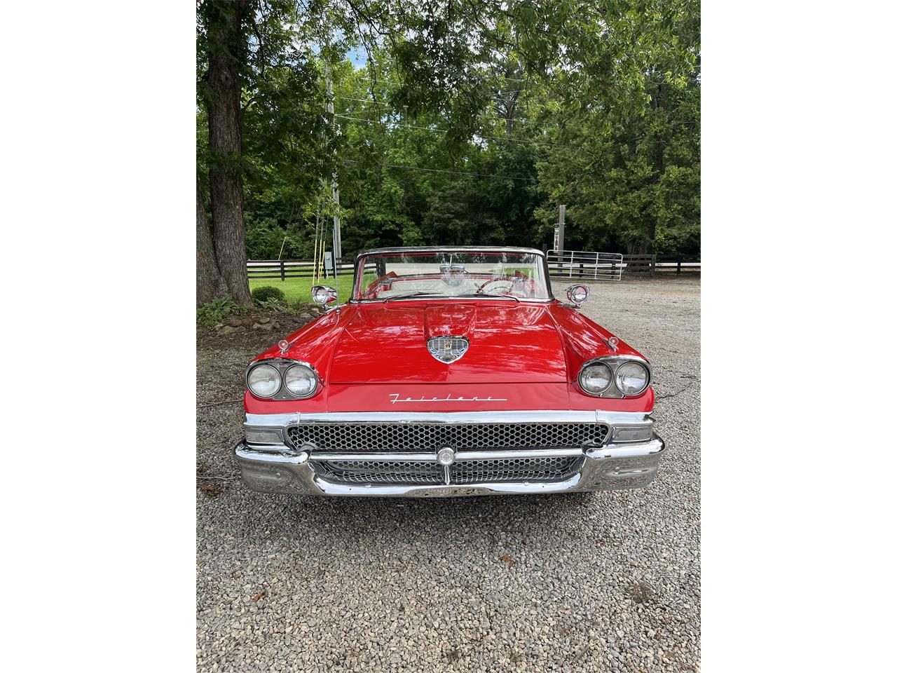 Ford-Fairlane-500-skyliner-1958-RedWhite-RedWhite-12