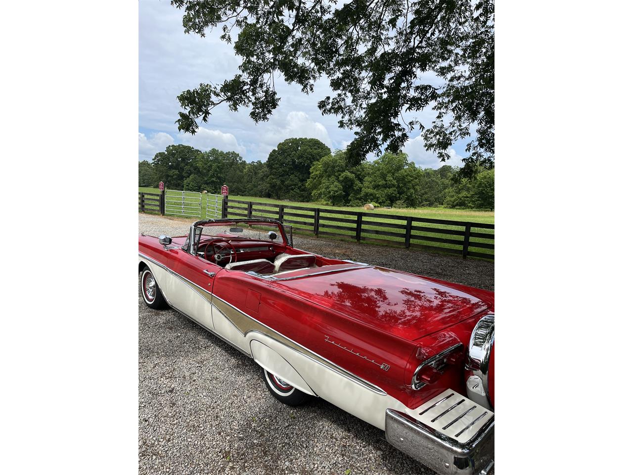 Ford-Fairlane-500-skyliner-1958-RedWhite-RedWhite-7