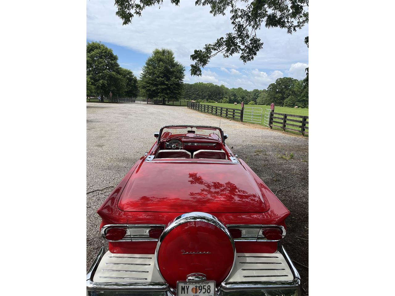 Ford-Fairlane-500-skyliner-1958-RedWhite-RedWhite-8