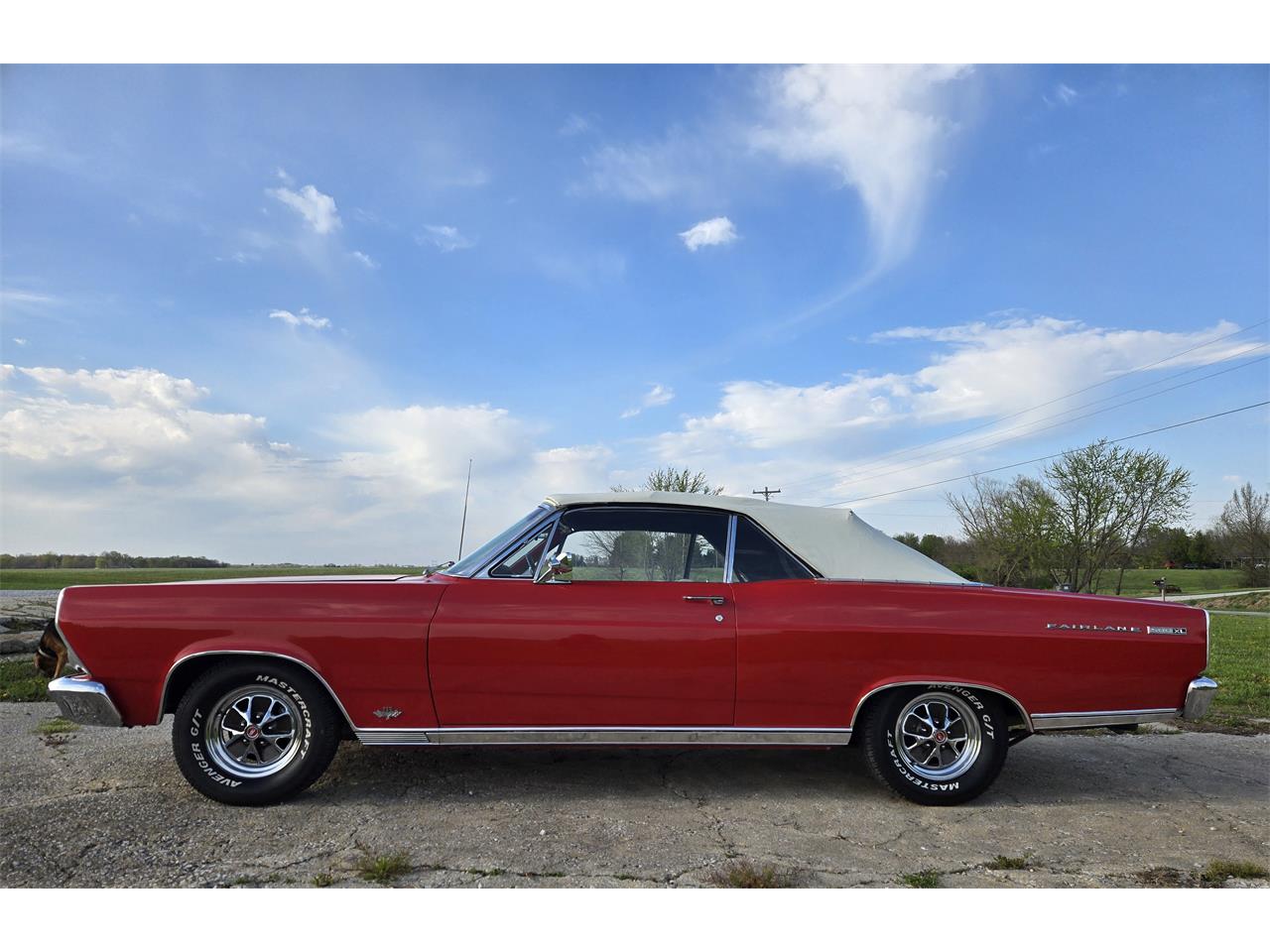 Ford-Fairlane-500-xl-1966-Red-White-12