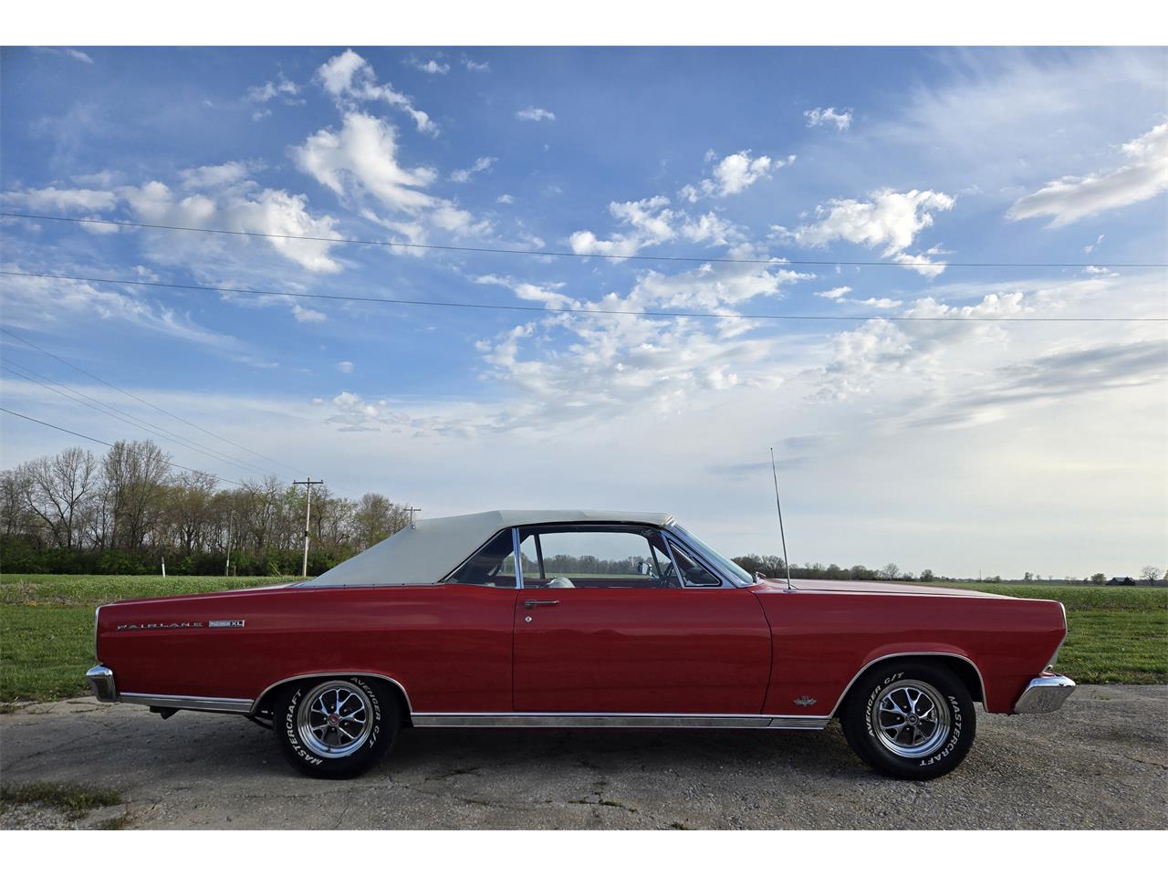 Ford-Fairlane-500-xl-1966-Red-White-14
