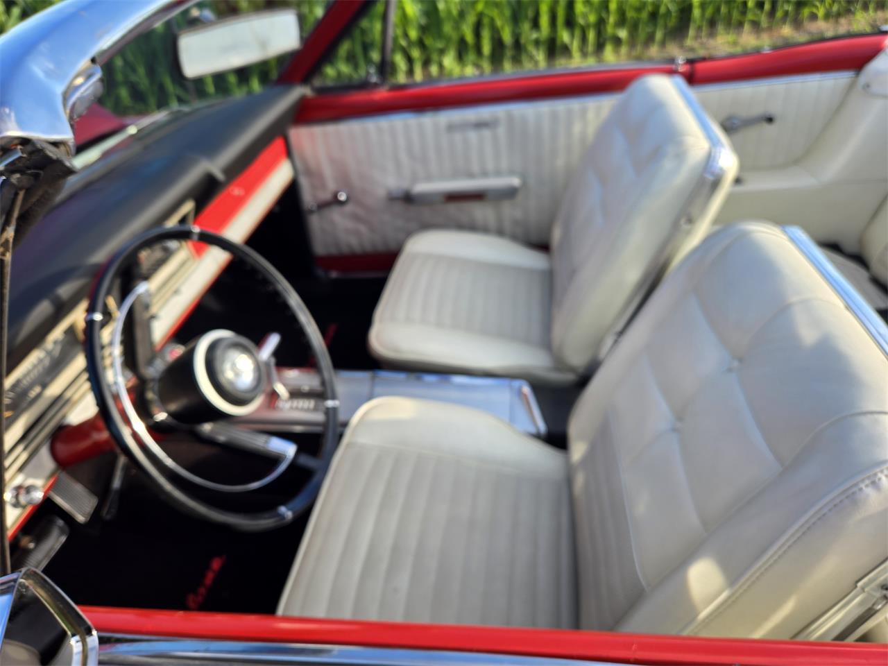 Ford-Fairlane-500-xl-1966-Red-White-31