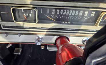 Ford-Fairlane-500-xl-1966-Red-White-32