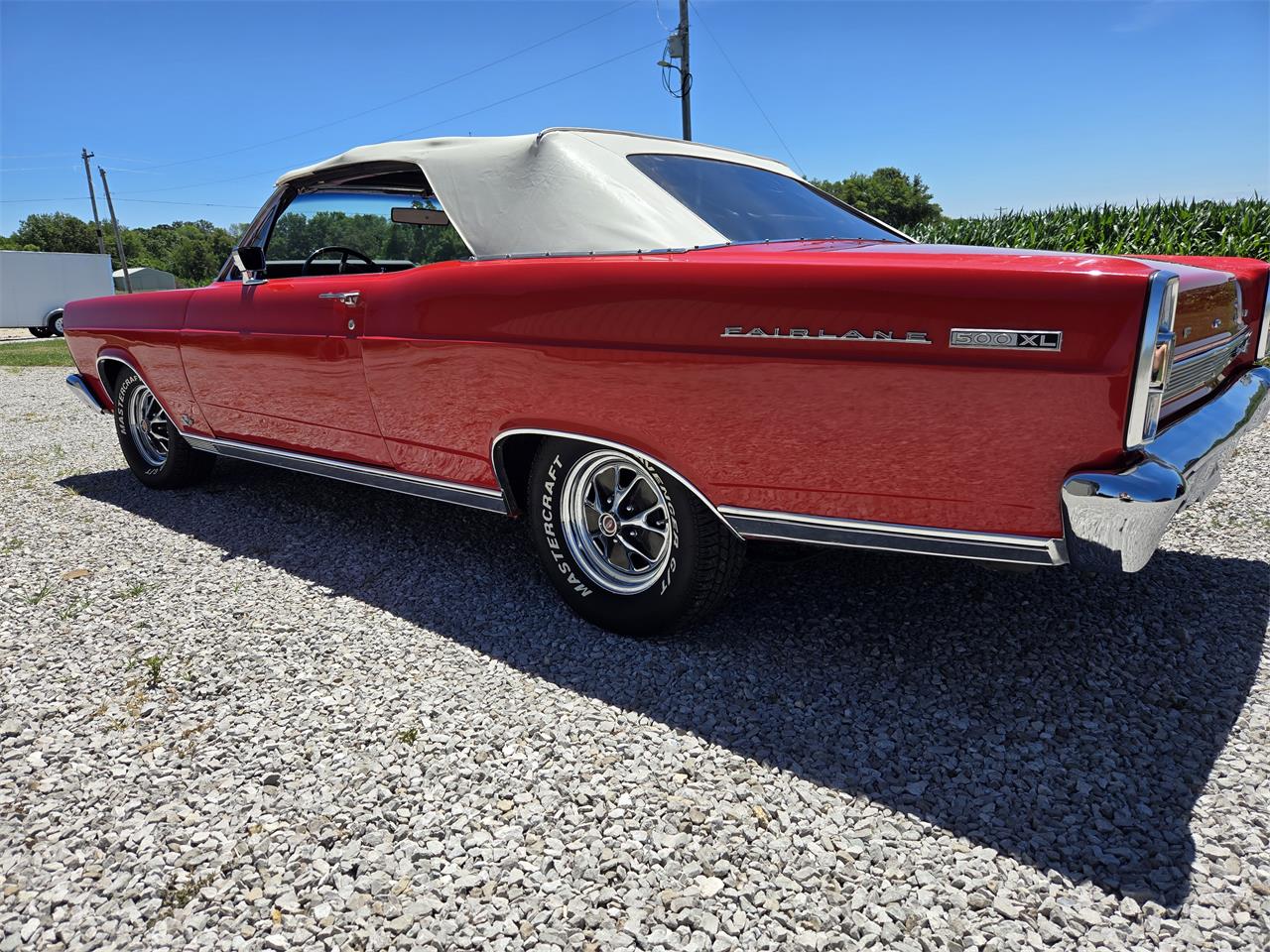 Ford-Fairlane-500-xl-1966-Red-White-4