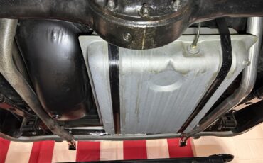 Ford-Fairlane-victoria-1955-CopperWhite-Bucksin-15