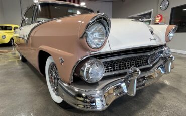 Ford-Fairlane-victoria-1955-CopperWhite-Bucksin-25