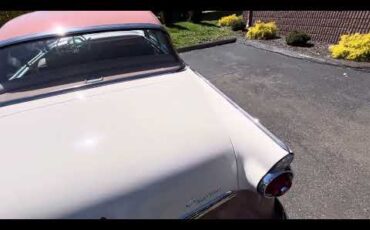 Ford-Fairlane-victoria-1955-CopperWhite-Bucksin