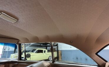Ford-Fairlane-victoria-1955-CopperWhite-Bucksin-45