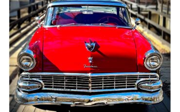 Ford-Fairlane-victoria-1956-Red-and-Black-Red-and-Black-10