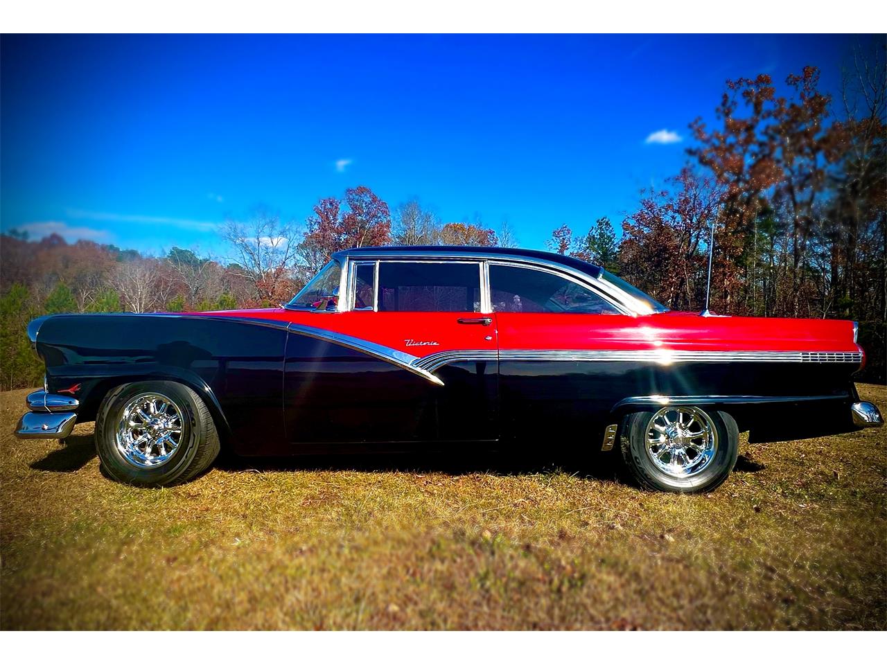 Ford-Fairlane-victoria-1956-Red-and-Black-Red-and-Black-15