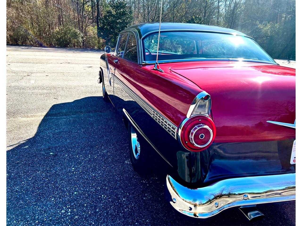 Ford-Fairlane-victoria-1956-Red-and-Black-Red-and-Black-28