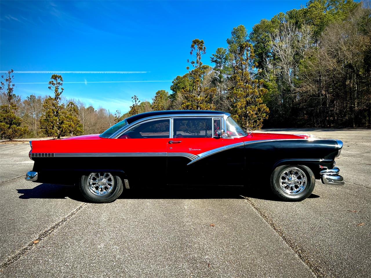 Ford-Fairlane-victoria-1956-Red-and-Black-Red-and-Black-29