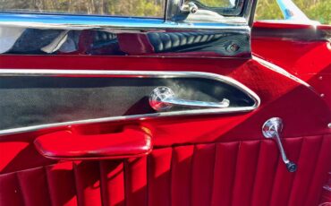 Ford-Fairlane-victoria-1956-Red-and-Black-Red-and-Black-58