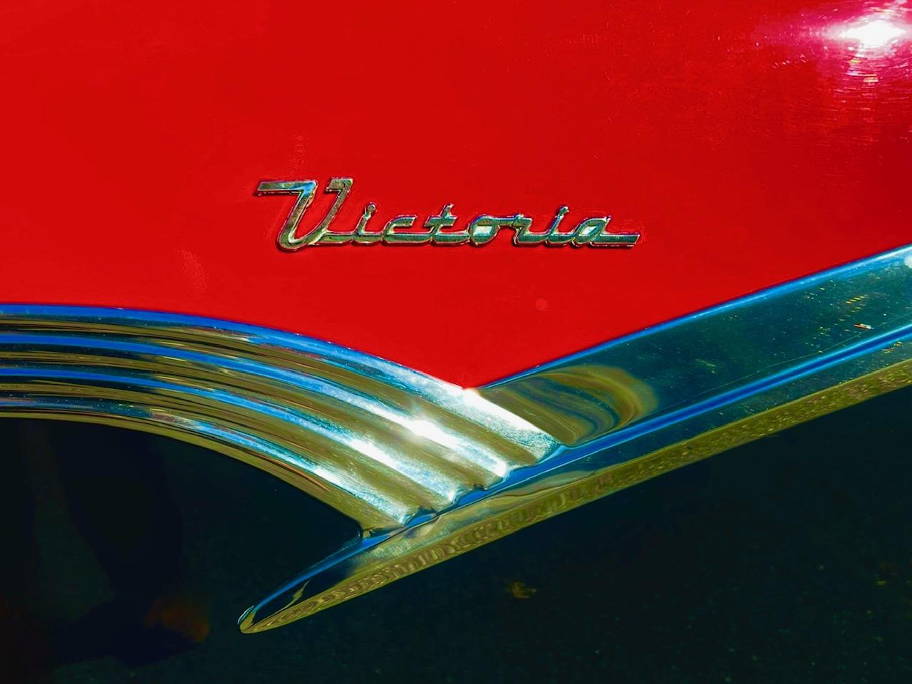 Ford-Fairlane-victoria-1956-Red-and-Black-Red-and-Black-70