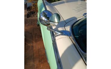 Ford-Fairlane-victoria-1956-Two-tone-Green-17