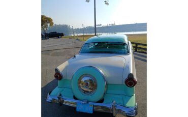 Ford-Fairlane-victoria-1956-Two-tone-Green