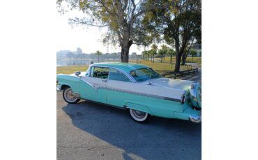 Ford-Fairlane-victoria-1956-Two-tone-Green-5