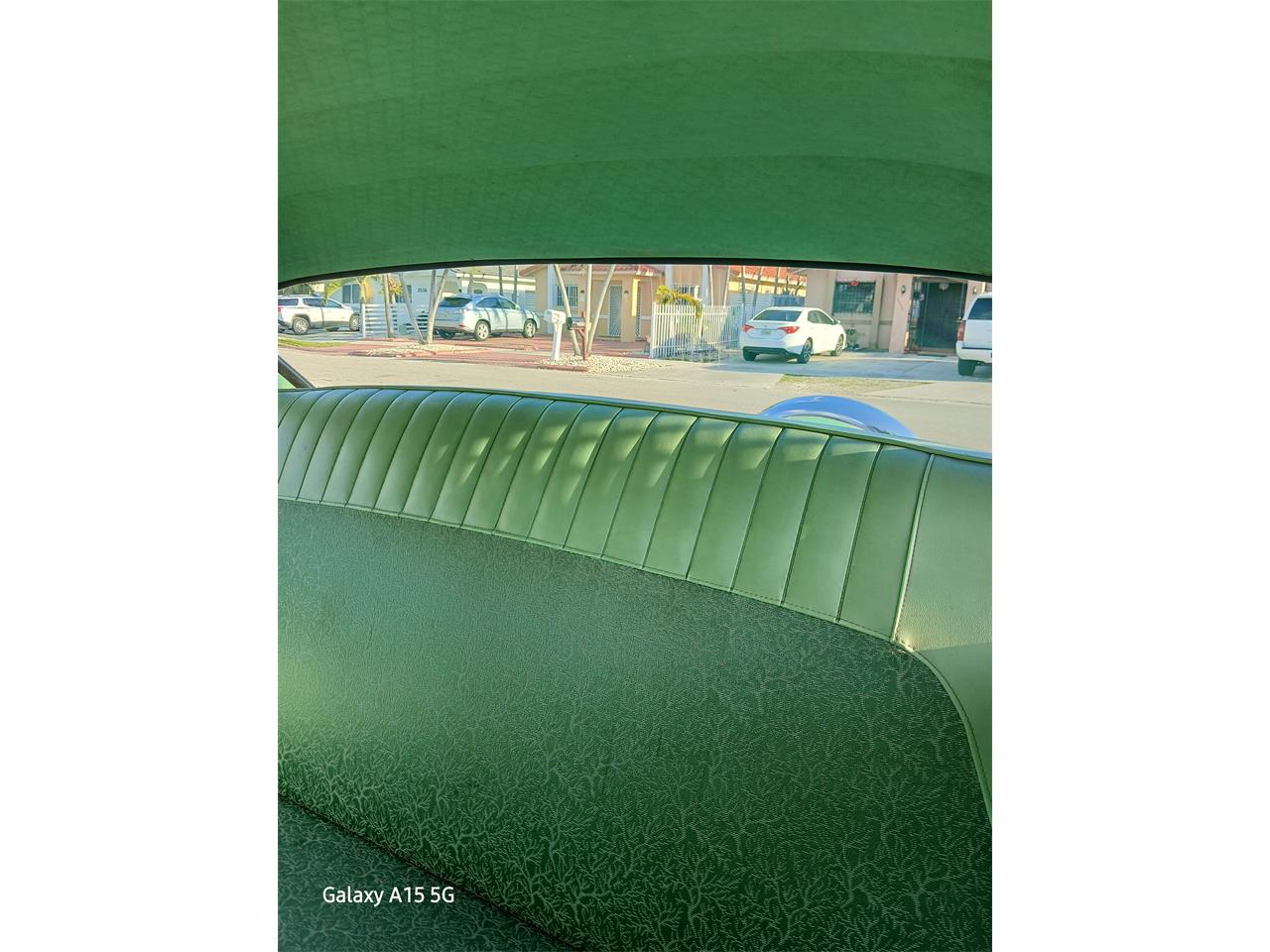 Ford-Fairlane-victoria-1956-Two-tone-Green-8