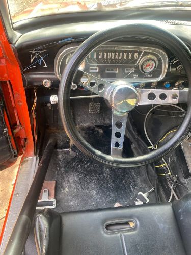 Ford-Falcon-1962-Orange-Black-6