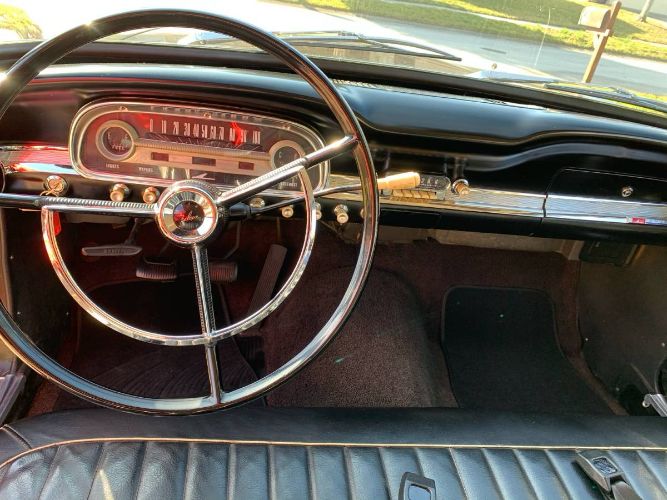 Ford-Falcon-1963-Black-2