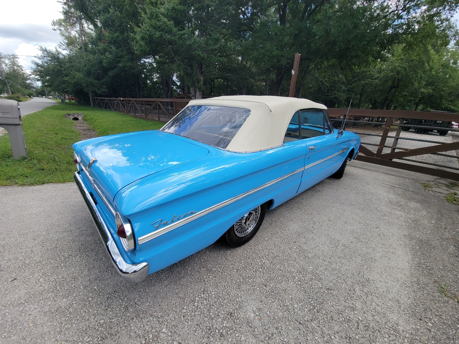Ford-Falcon-1963-Convertible-3