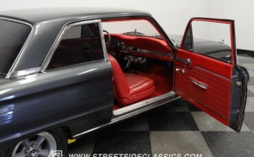 Ford-Falcon-1963-Gunmetal-Gray-Metall-Red-11
