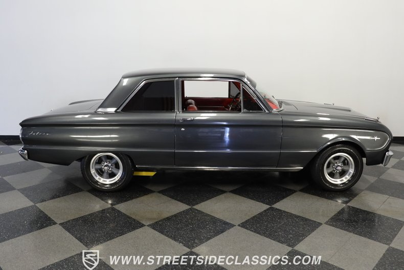 Ford-Falcon-1963-Gunmetal-Gray-Metall-Red-16