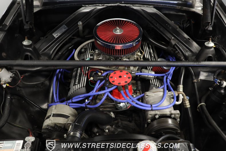 Ford-Falcon-1963-Gunmetal-Gray-Metall-Red-2