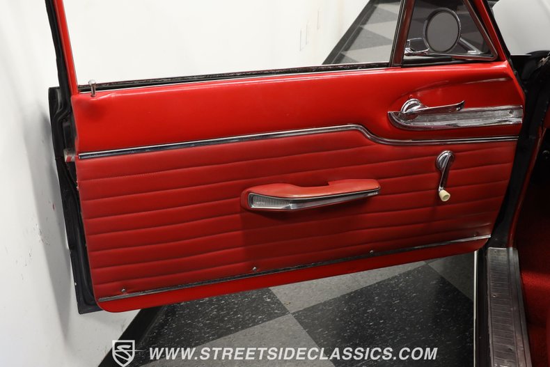 Ford-Falcon-1963-Gunmetal-Gray-Metall-Red-36