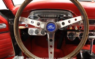 Ford-Falcon-1963-Gunmetal-Gray-Metall-Red-38