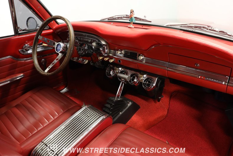 Ford-Falcon-1963-Gunmetal-Gray-Metall-Red-48